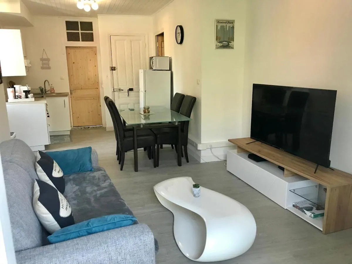 Appartement 3 Pieces Lumineux Au Coeur Du Village Saint-Martin-Vesubie 0*,  France